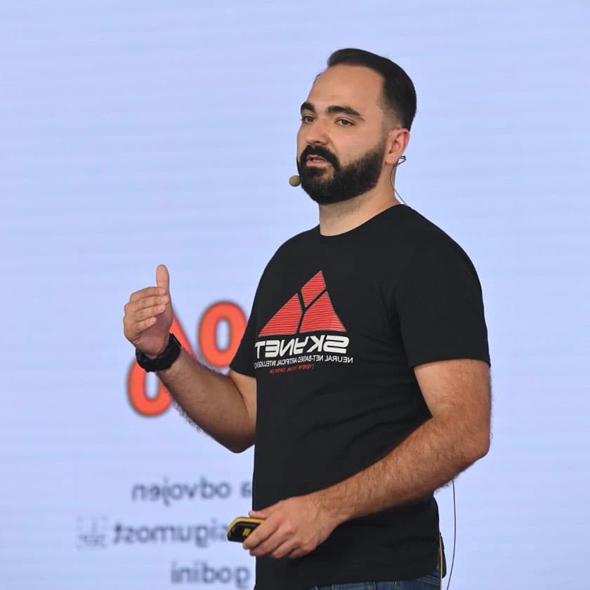 Sandro Bujan